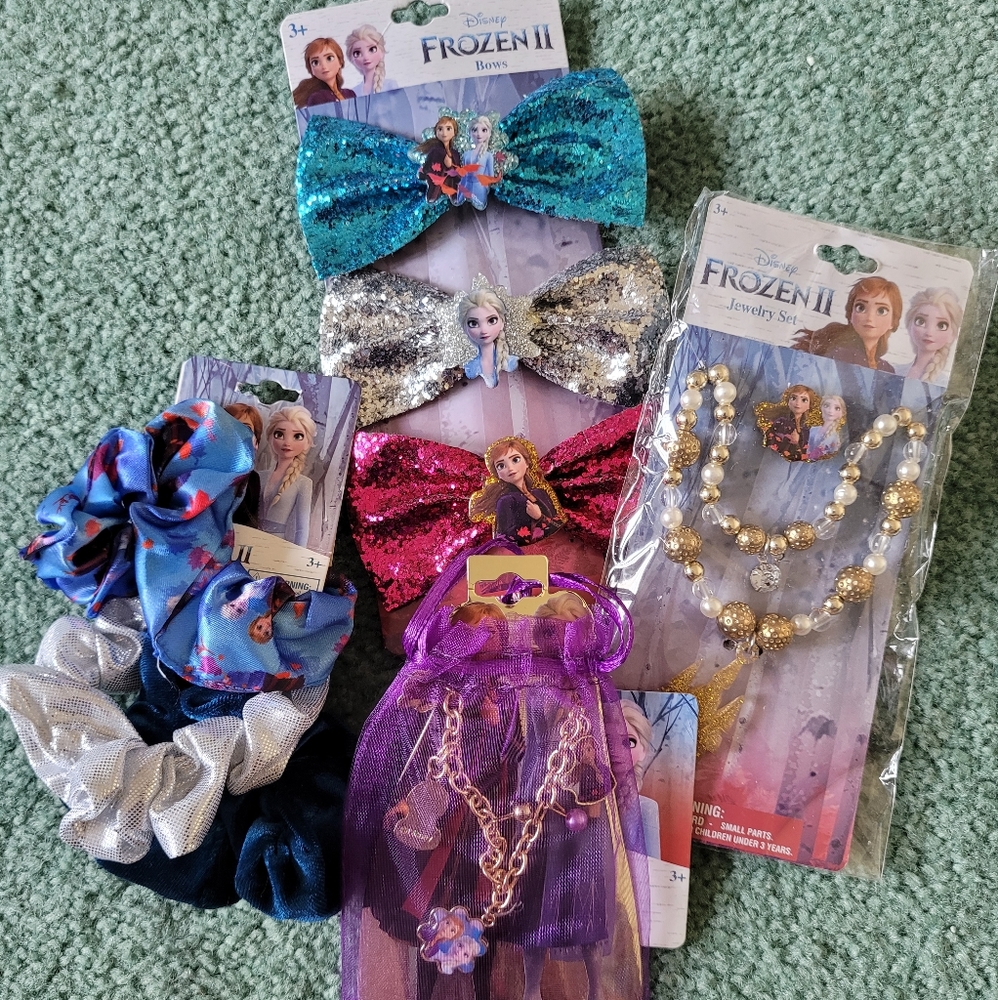 Frozen II Bundle (4 PCS)